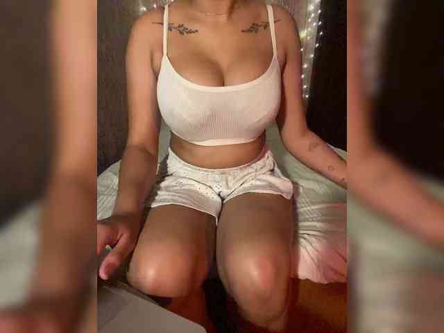 Lollypopp505 webcam