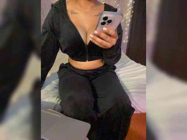 Lollypopp505 webcam