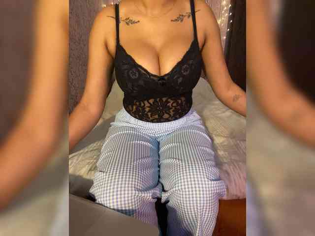 Lollypopp505 webcam