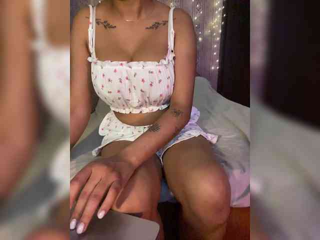 Lollypopp505 webcam