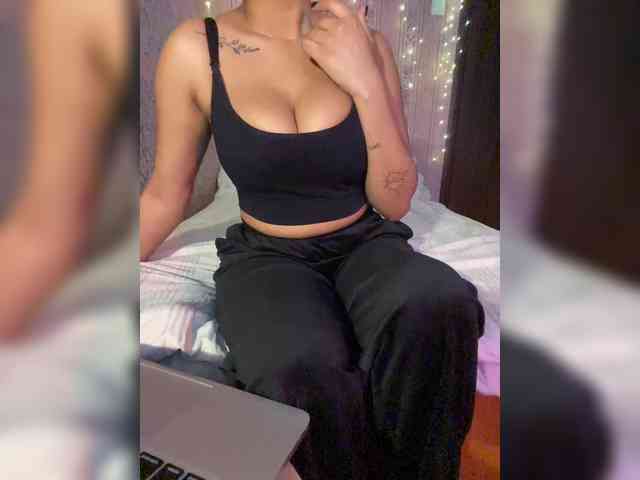Lollypopp505 webcam