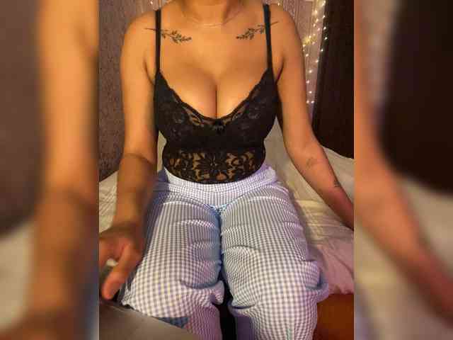 Lollypopp505 webcam