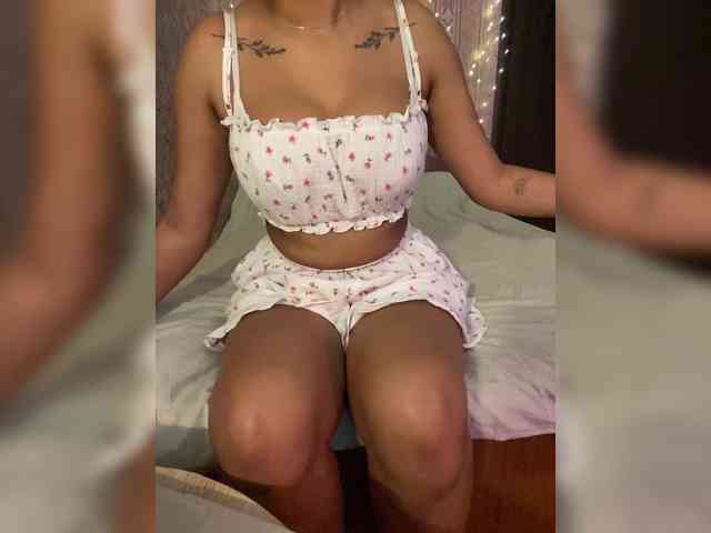 Lollypopp505 webcam