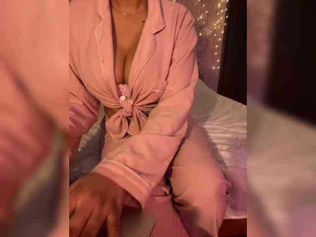 Lollypopp505 webcam