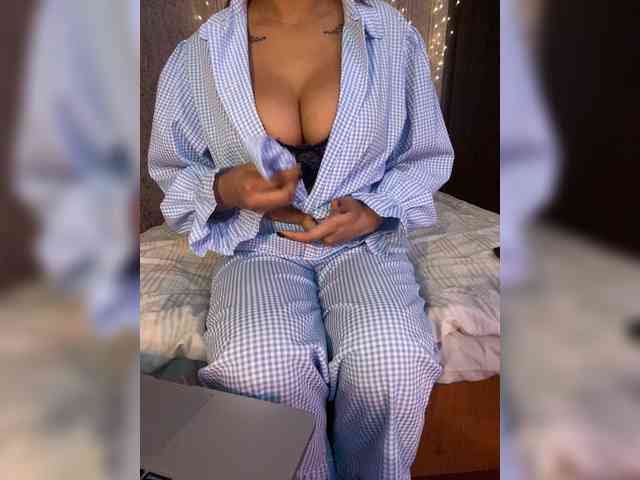 Lollypopp505 webcam