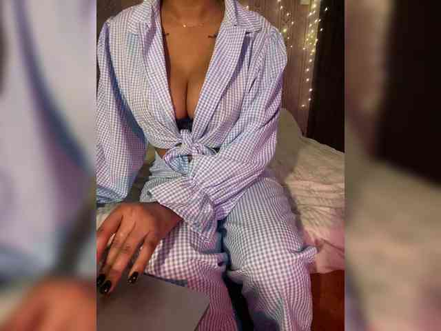 Lollypopp505 webcam