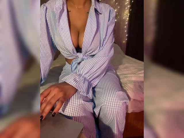 Lollypopp505 webcam