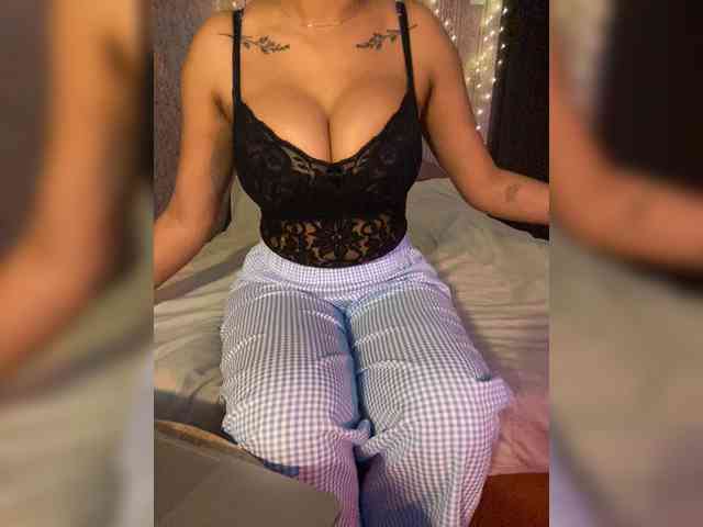 Lollypopp505 webcam