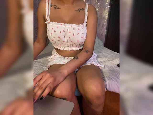 Lollypopp505 webcam