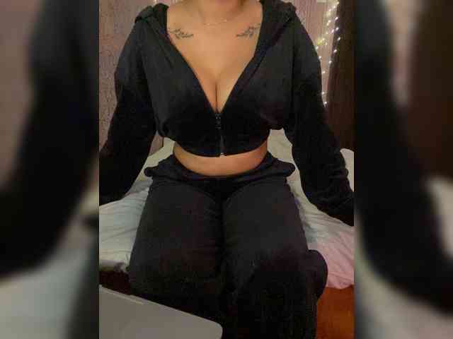 Lollypopp505 webcam