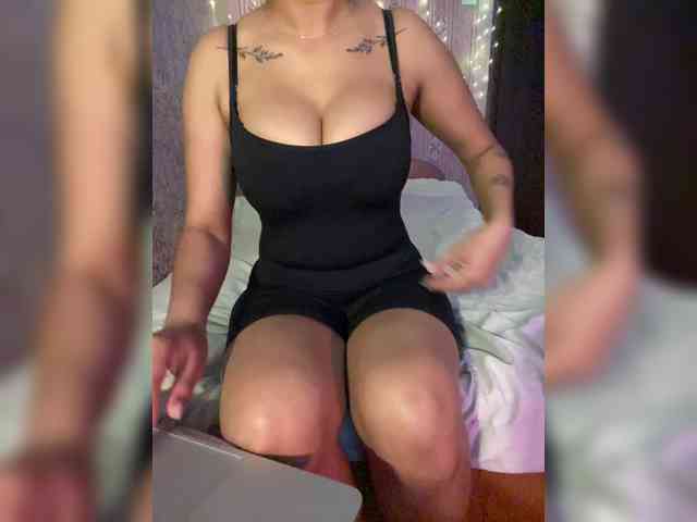 Lollypopp505 webcam