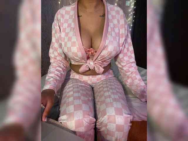 Lollypopp505 webcam
