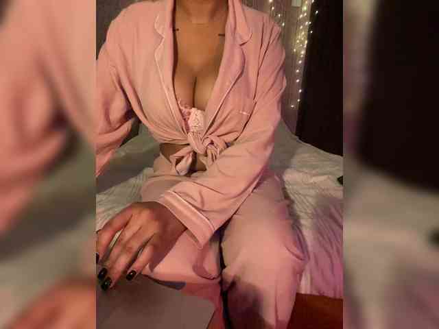 Lollypopp505 webcam