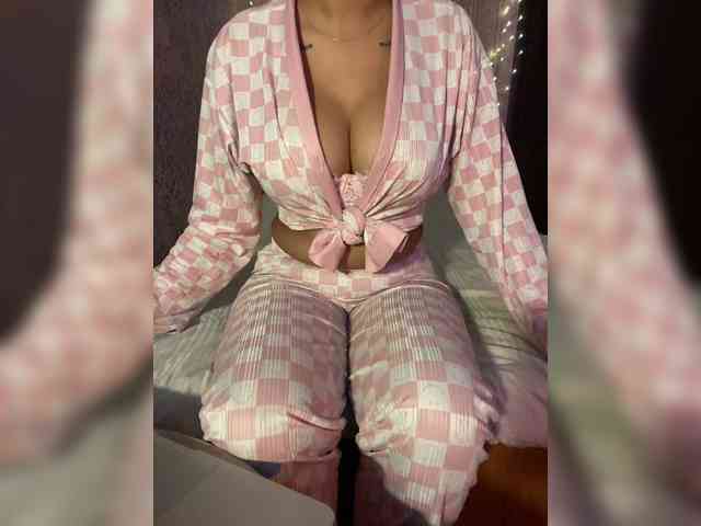 Lollypopp505 webcam