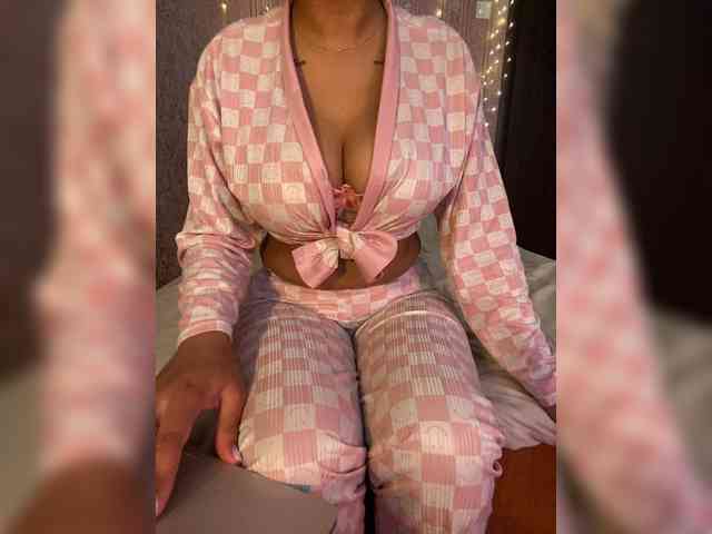 Lollypopp505 webcam