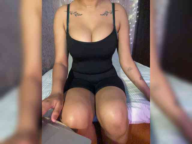 Lollypopp505 webcam