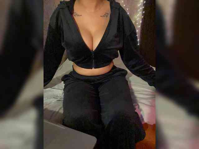 Lollypopp505 webcam