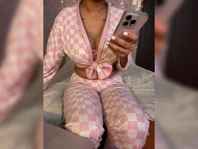 Lollypopp505 webcam
