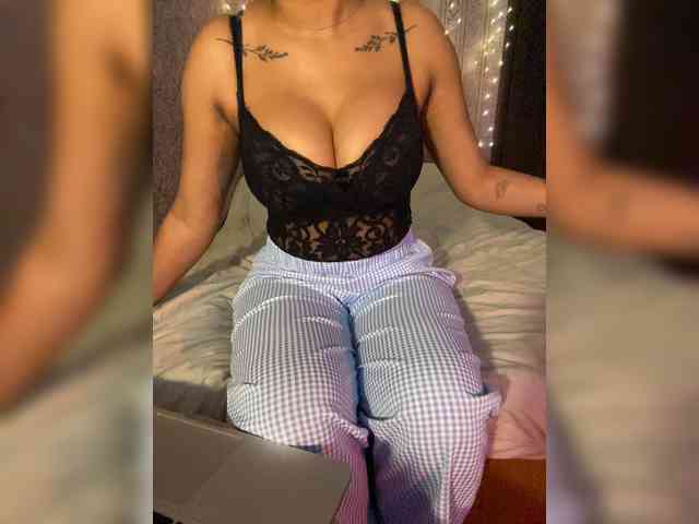 Lollypopp505 webcam