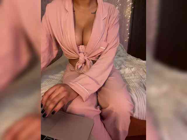 Lollypopp505 webcam