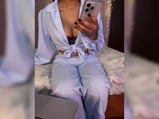 Lollypopp505 webcam