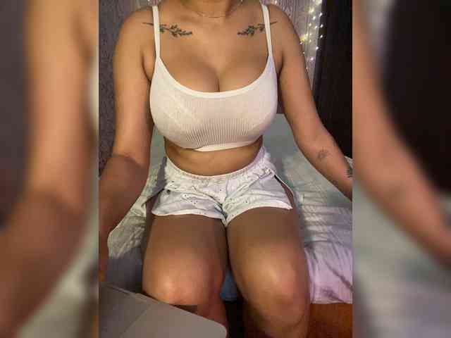 Lollypopp505 webcam