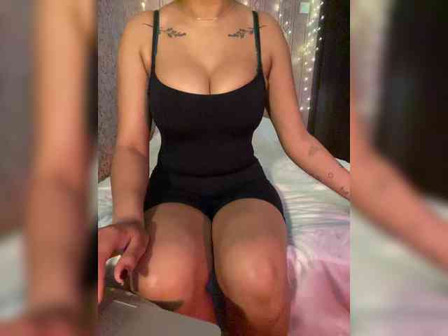 Lollypopp505 webcam