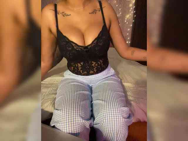 Lollypopp505 webcam