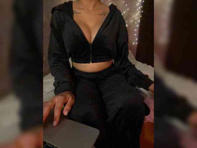 Lollypopp505 webcam