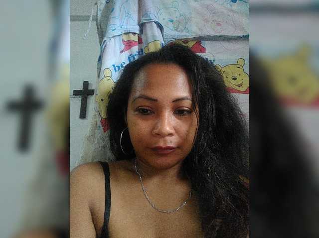 Pisouna live cam on BongaCams