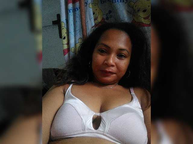 Pisouna live cam on BongaCams