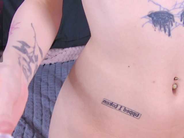 Monasteela's BongaCams show and profile