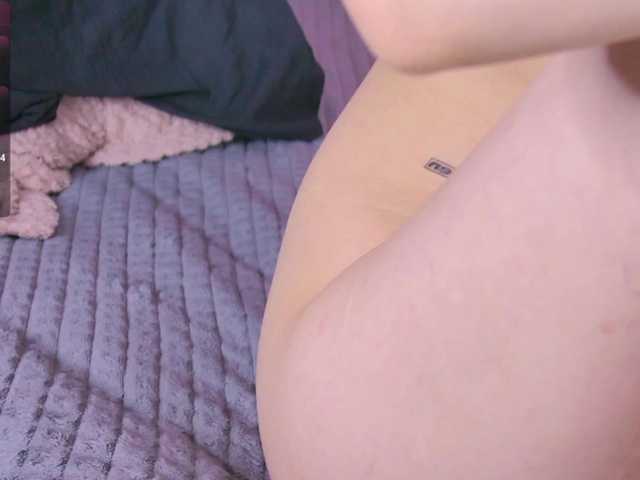 Monasteela's BongaCams show and profile