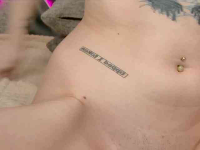 Monasteela's webcam live show