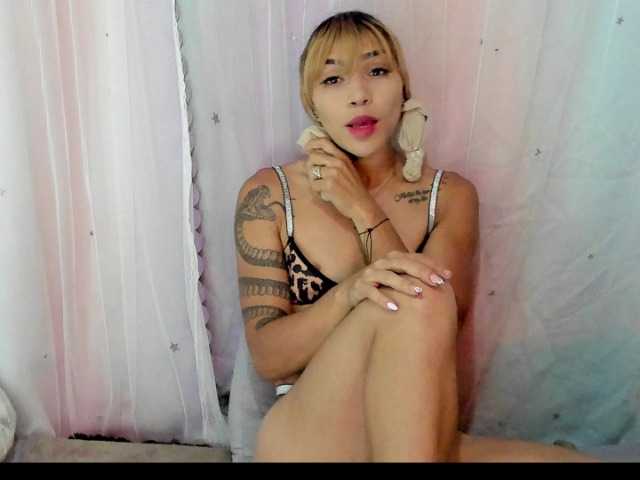lannalee live cam on BongaCams