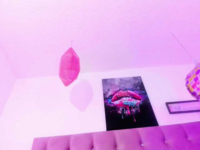 Aily-star live webcam show