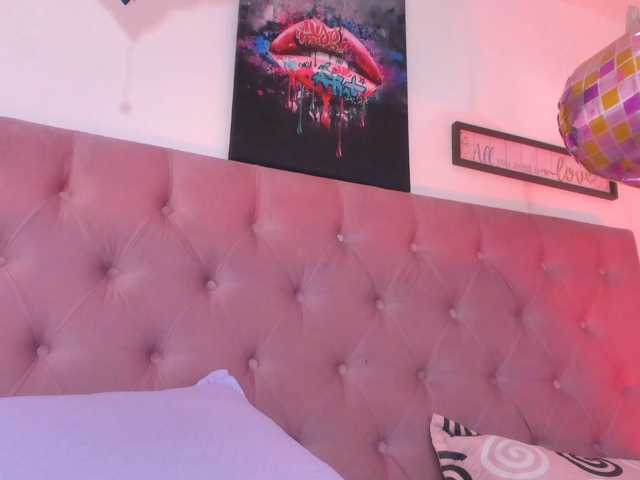 le modèle Aily-star est en webcam porno dans un show sur le site bongacams, il possède les tags suivants: Latino/Hispanic,Brunette,Trimmed