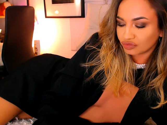 Alexandrawoow