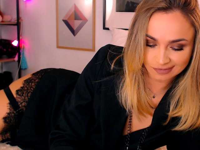 Sex chat gratuit in direct cu Alexandrawoow pe BongaCams