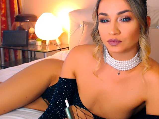 Alexandrawoow live cam on BongaCams