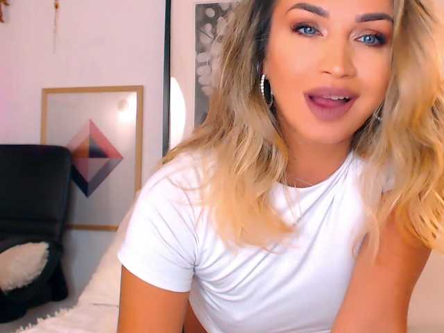 Sex chat gratuit in direct cu Alexandrawoow pe BongaCams