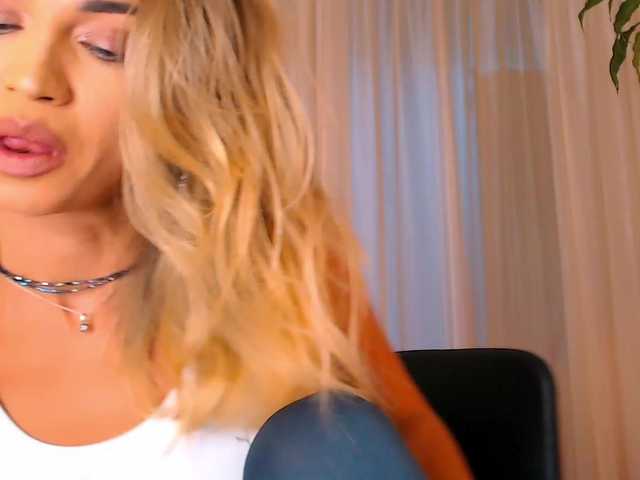 Alexandrawoow live webcam show