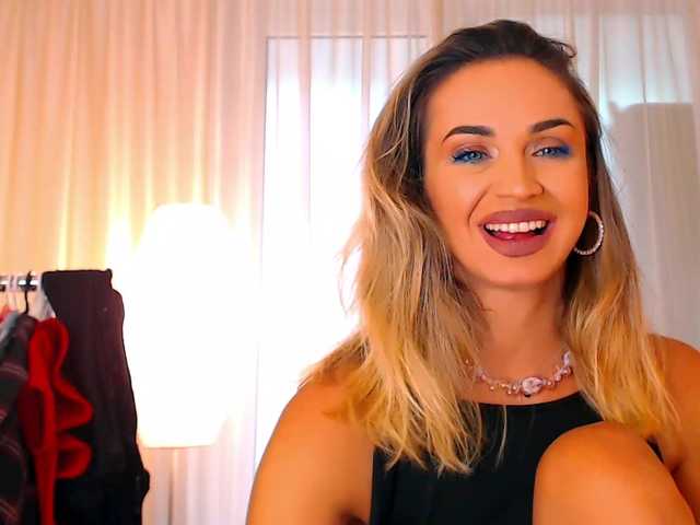 Sex chat gratuit in direct cu Alexandrawoow pe BongaCams