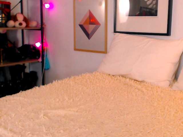Sex chat gratuit in direct cu Alexandrawoow pe BongaCams