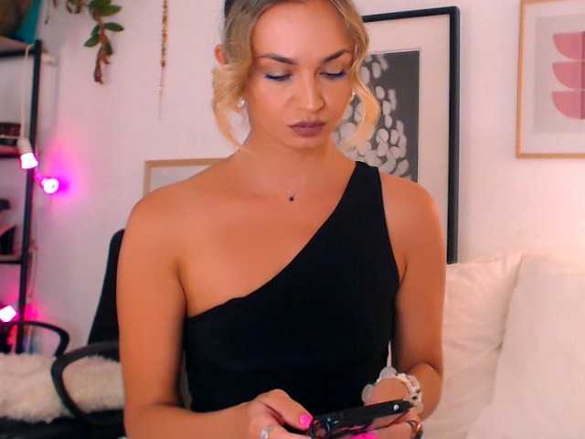 Alexandrawoow