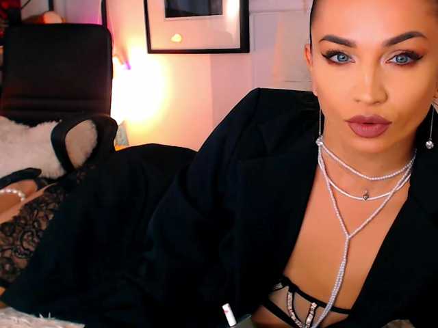 Alexandrawoow