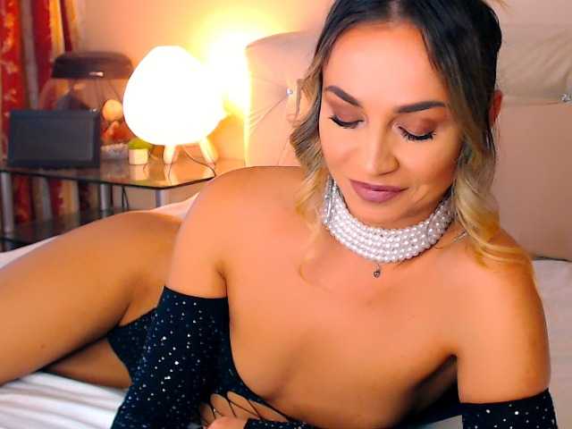 Alexandrawoow, en directo ahora en BongaCams