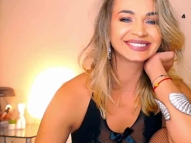 Sex chat gratuit in direct cu Alexandrawoow pe BongaCams