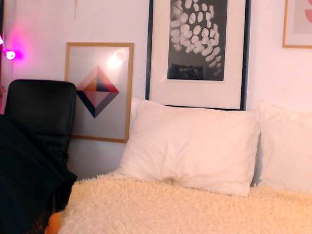 Sex chat gratuit in direct cu Alexandrawoow pe BongaCams