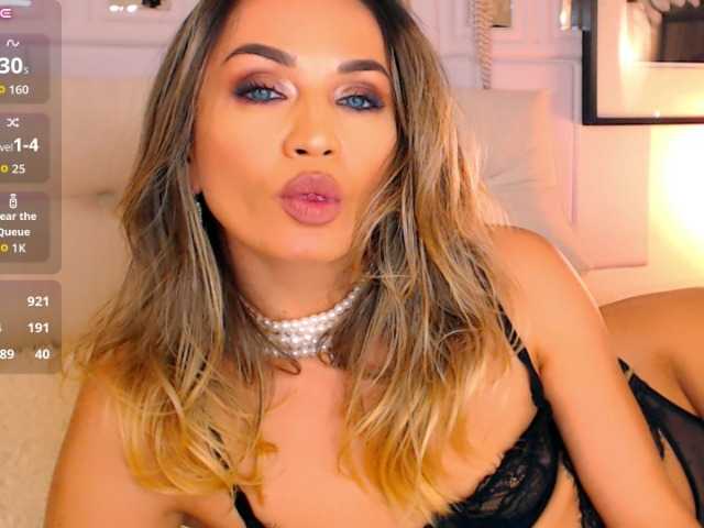 Alexandrawoow live cam on BongaCams